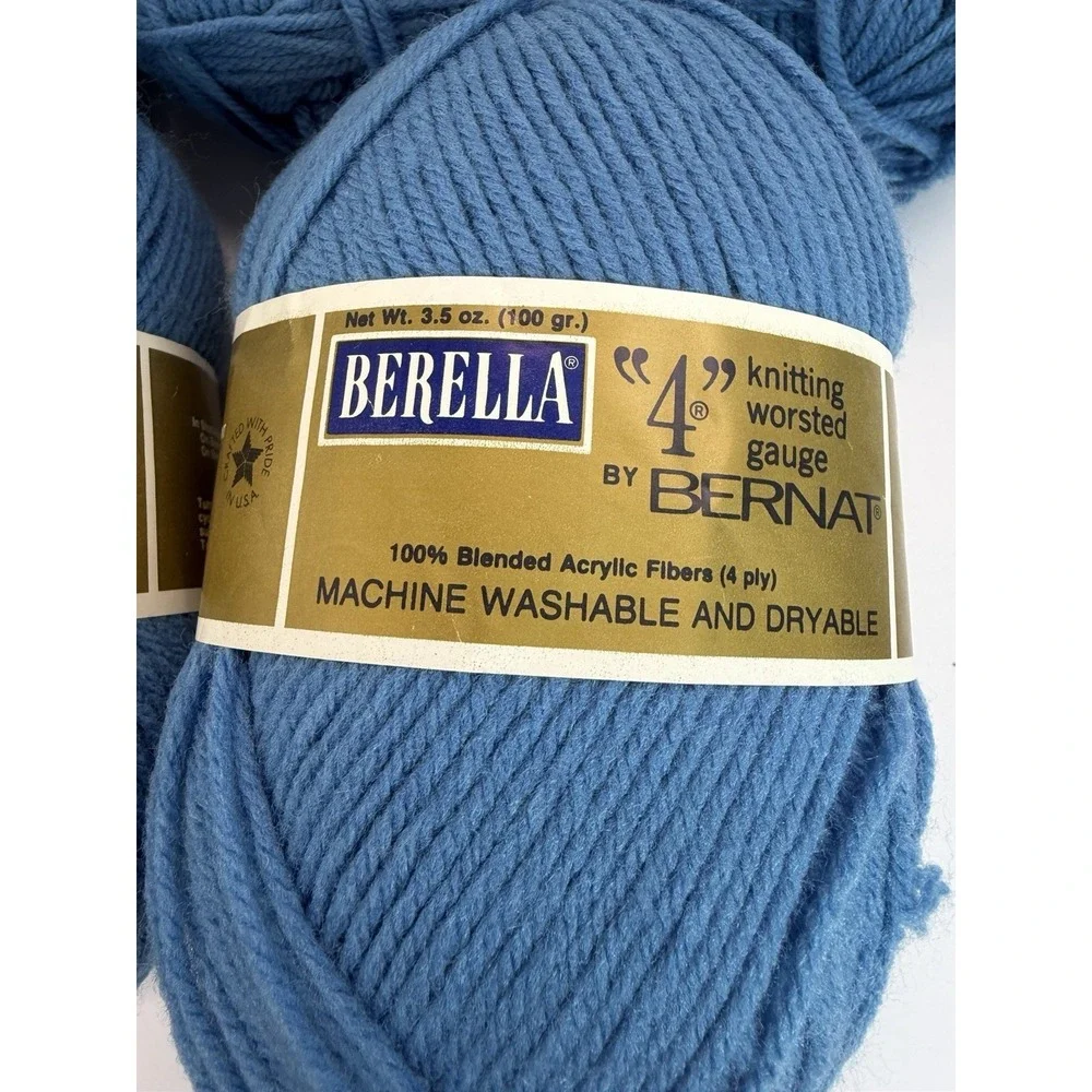 Bernat Berella 4 Knitting Worsted Gauge 100% Blended Acrylic 4 Ply Lot 5 Blue